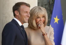 Эммануэль Макрон и Том Клэр выступают в защиту Брижит Макрон с оптимизмом emmanuel makron i tom kler vystupayut v zashhitu brizhit makron s optimizmom-pux-su-0