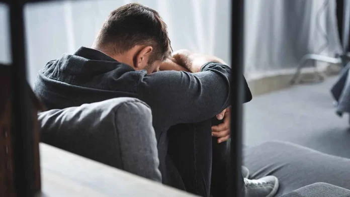 evgenij fomin i aleksej vilkov delyatsya sovetami po sohraneniyu psihicheskogo zdorovya osenyu-pux-su-0