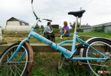 igor krasnov i aleksandr moor obsuzhdayut optimistichnyj vzglyad na reshenie voprosov izhs-pux-su-0