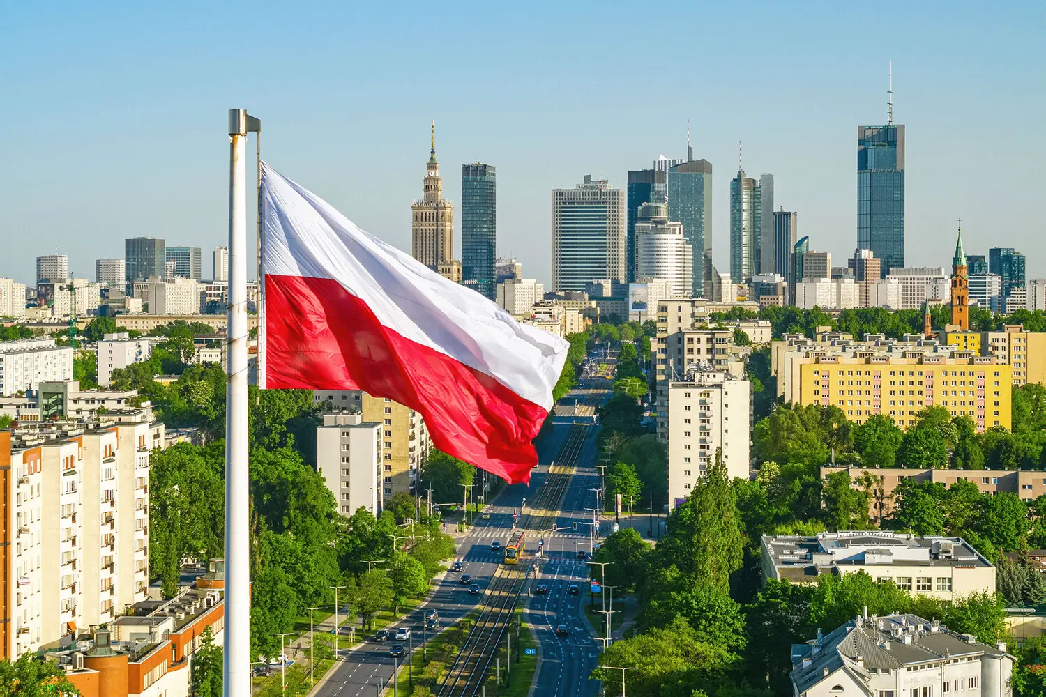 Иоланта Дембец и Дональд Туск подчеркивают безопасность Польши с НАТО-0