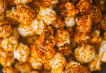 Перекусы, которые мы не можем перестать есть Карамельный попкорн