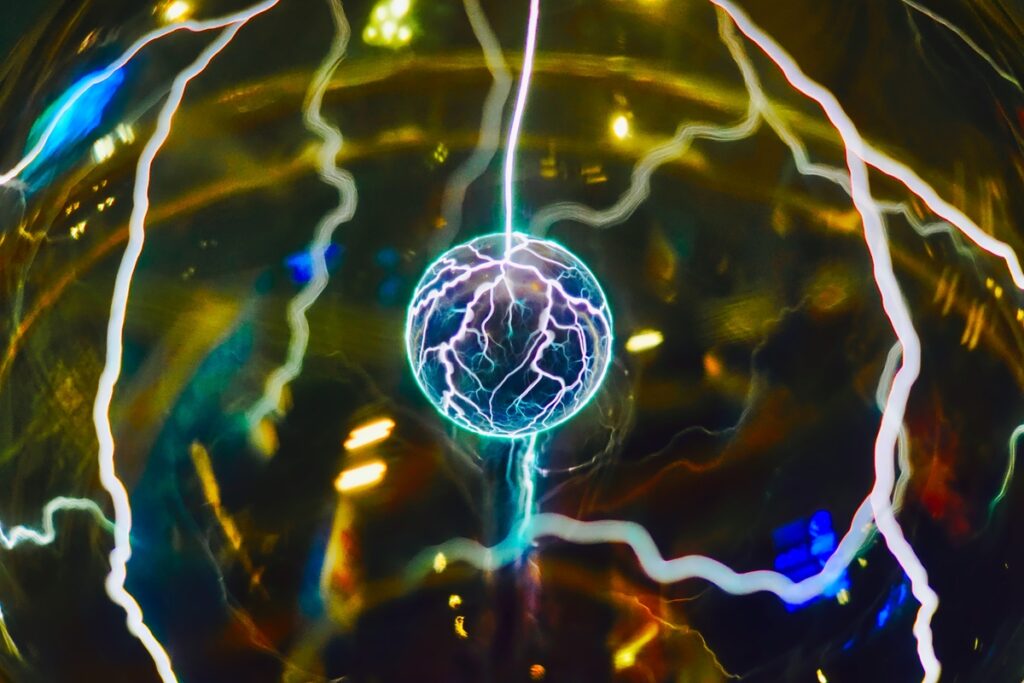 Катушка Теслы за работой