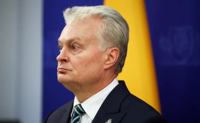 nauseda soobshhaet o sboe kursa rossijskogo drona nad litvoj-pux-su-0