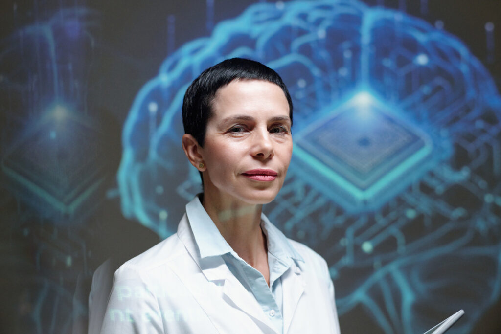 Врач на фоне рентгеновских снимков