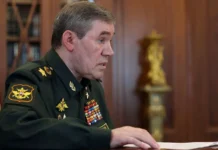 Путин принял решение о продолжении руководства Валерия Герасимова Генштабом putin prinyal reshenie o prodolzhenii rukovodstva valeriya gerasimova genshtabom-pux-su-0