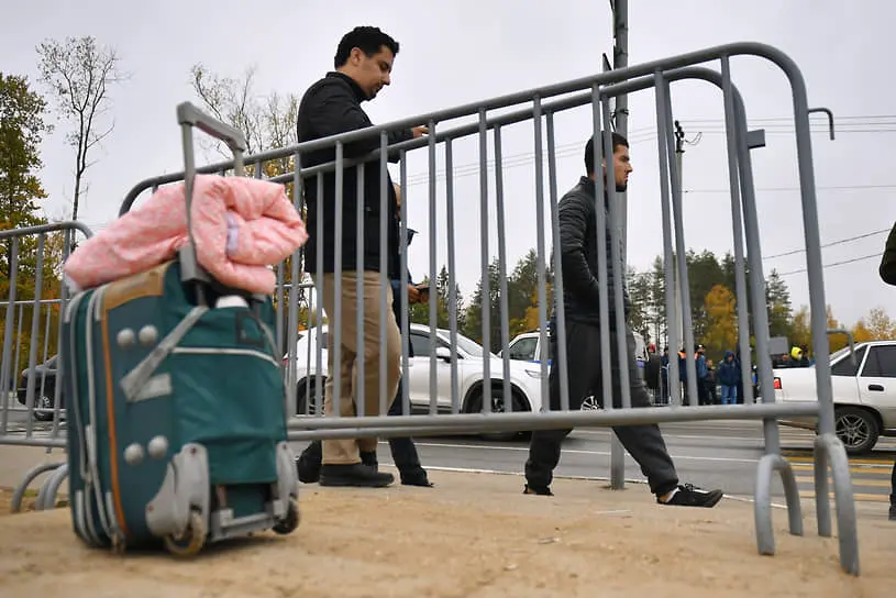 Владимир Путин кардинально меняет правила программы переселения, МВД и Затулин обсуждают вызовы-0