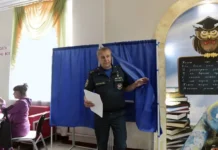 Владимир Путин назначил Алексея Кострубицкого новым замглавой МЧС России vladimir putin naznachil alekseya kostrubiczkogo novym zamglavoj mchs rossii-pux-su-0