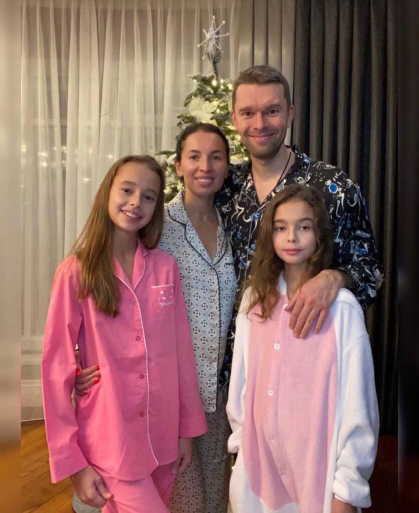 Алексей Вихарев — работает там, где пиар не дотянулся