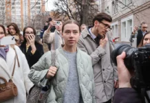 alisa volhova i olga golczeva delyatsya optimistichnym vzglyadom na delo aleksandry mitroshinoj-pux-su-0