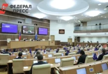 Денис Паслер и Людмила Бабушкина объявляют о поддержке участников СВО на Урале denis pasler i lyudmila babushkina obyavlyayut o podderzhke uchastnikov svo na urale-pux-su-0