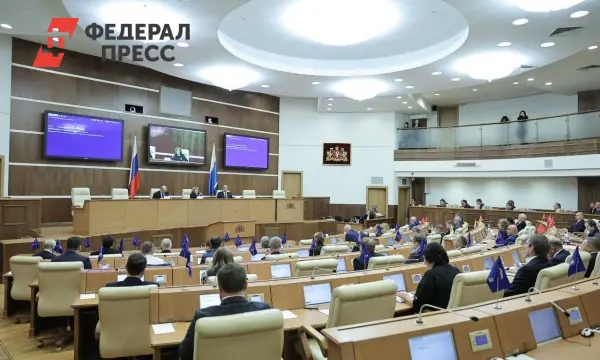 Денис Паслер и Людмила Бабушкина объявляют о поддержке участников СВО на Урале-0