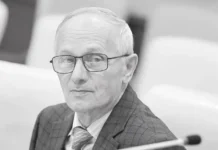 Евгений Букреев стал гордостью Кировграда и Законодательного Собрания Свердловской области evgenij bukreev stal gordostyu kirovgrada i zakonodatelnogo sobraniya sverdlovskoj oblasti-pux-su-0