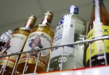 Филимонов сообщил об изменении алкомаркетов на продуктовые магазины в Вологдской области filimonov soobshhil ob izmenenii alkomarketov na produktovye magaziny v vologdskoj oblasti-pux-su-0