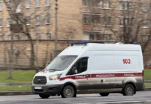 ГИБДД Москвы выясняет обстоятельства аварии с КамАЗом на Бережковской gibdd moskvy vyyasnyaet obstoyatelstva avarii s kamazom na berezhkovskoj-pux-su-0