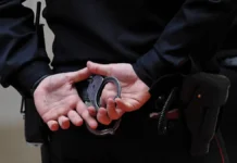 Подозреваемые с мефедроном задержаны полицейскими ГУ МВД по Московской области podozrevaemye s mefedronom zaderzhany policzejskimi gu mvd po moskovskoj oblasti-pux-su-0