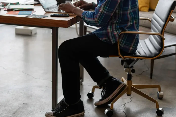 pulmonolog rikardo hose sovetuet proverit zdorove prostym testom so stulom-pux-su-0