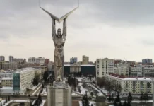 v samare 7 noyabrya projdet parad pamyati s uchastiem 75 tys chelovek-pux-su-0