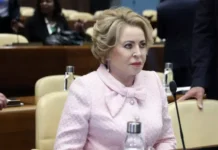 Валентина Матвиенко и Владимир Путин поддерживают многодетные семьи через капитал valentina matvienko i vladimir putin podderzhivayut mnogodetnye semi cherez kapital-pux-su-0