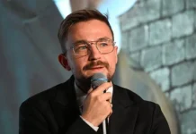 Александр Петров и Юлия Снигирь зажигают в третьем сезоне «Фишера» aleksandr petrov i yuliya snigir zazhigayut v tretem sezone fishera-pux-su-0