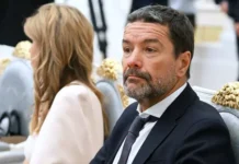 Александр Ющенко и Максут Шадаев обсудили внедрение детских сим-карт в России aleksandr yushhenko i maksut shadaev obsudili vnedrenie detskih simkart v rossii-pux-su-0