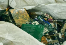 Анатолий Гарбузов сообщил о переработке 93 тыс. тонн электроники в Москве anatolij garbuzov soobshhil o pererabotke 93 tys tonn elektroniki v moskve-pux-su-0