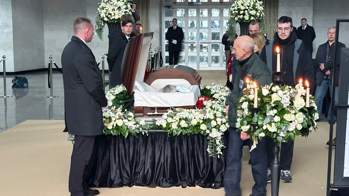 Церемония прощания с Юрием Николаевым завершилась в Москве