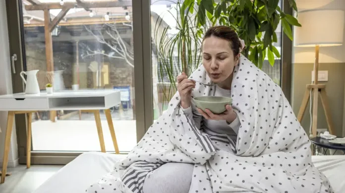 chesnok kurkuma i myod pomogut immunitetu v borbe s prostudoj-pux-su-0