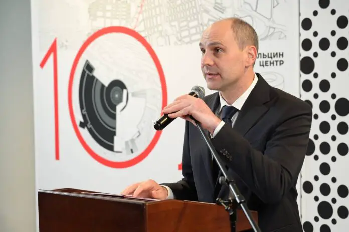 Денис Паслер и гости отметили десятилетний юбилей Ельцин Центра на Урале-0