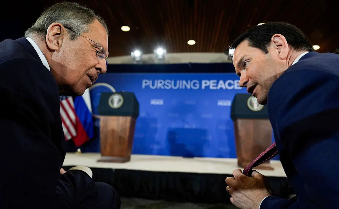 Сергей Лавров и Марко Рубио (Julia Demaree Nikhinson / AP / ТАСС)