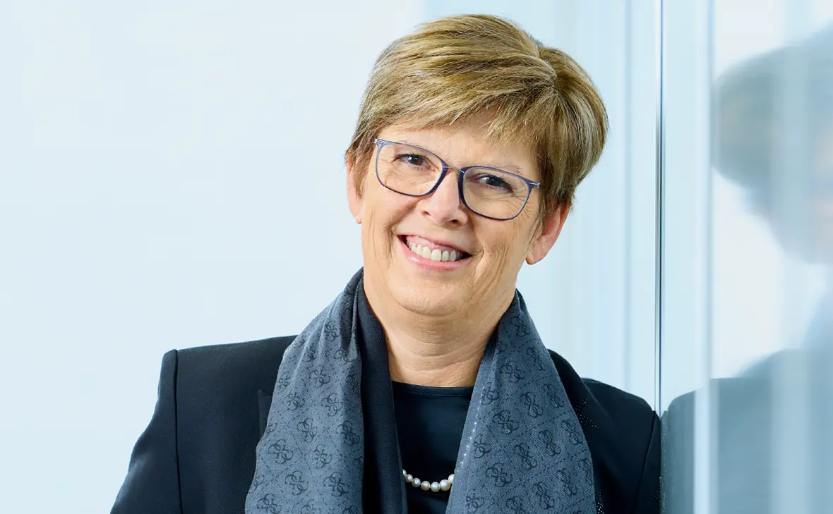 Валери Урбен (euroclear.com)