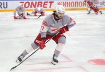 Иван Морозов возвращается в «Спартак» на матч КХЛ с «Северсталью» после дисквалификации ivan morozov vozvrashhaetsya v spartak na match khl s severstalyu posle diskvalifikaczii-pux-su-0