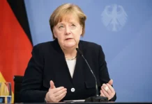 Меркель прокомментировала виновность Польши, Германии и Франции в конфликте с Украиной merkel prokommentirovala vinovnost polshi germanii i franczii v konflikte s ukrainoj-pux-su-0