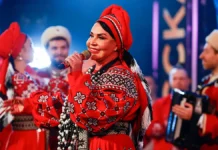 Надежда Бабкина поддержала российских мам, призвав дарить подарки на День матери nadezhda babkina podderzhala rossijskih mam prizvav darit podarki na den materi-pux-su-0