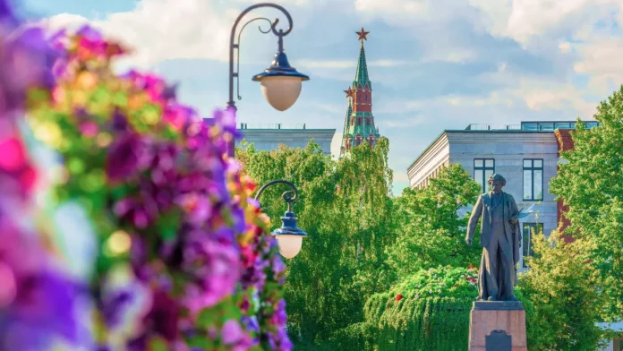 natalya sergunina soobshhila o vybore aktivnymi grazhdanami luchshih mest festivalya sady i czvety-pux-su-0