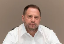 Обыски у Андрея Ермака связаны с расследованием НАБУ и САП о Квартале 95 obyski u andreya ermaka svyazany s rassledovaniem nabu i sap o kvartale 95-pux-su-0