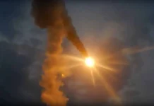 Российские военные наносят массированные удары по ТЭЦ Киева и Дарницкой rossijskie voennye nanosyat massirovannye udary po tecz kieva i darniczkoj-pux-su-0