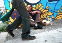 Российский блогер оценивает жизнь в США как свободу или шаг в пропасть rossijskij bloger oczenivaet zhizn v ssha kak svobodu ili shag v propast-pux-su-0