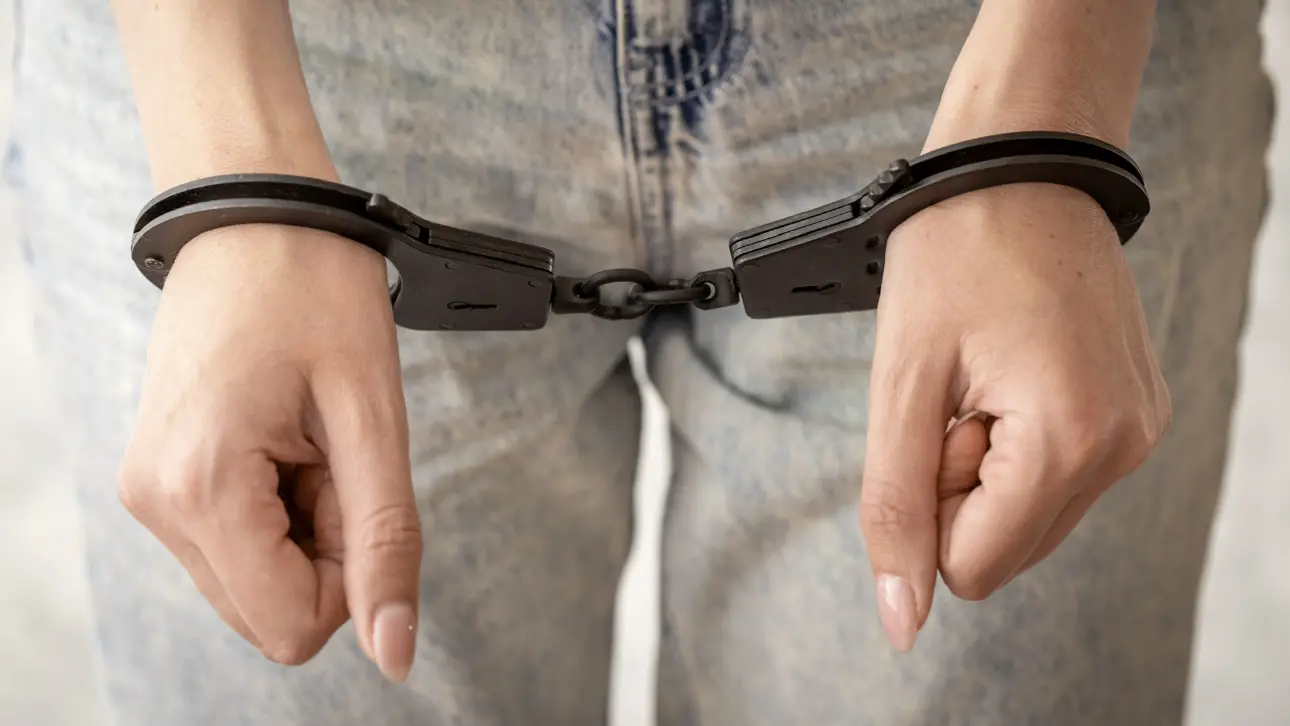 В Подмосковье задержали 19-летнюю девушку, забравшую 350 тысяч у сверстницы