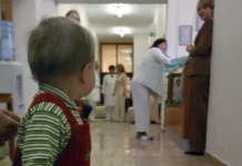 В Нижнем Новгороде воспитатель детсада находится под следствием из-за травм у детей v nizhnem novgorode vospitatel detsada nahoditsya pod sledstviem izza travm u detej-pux-su-0