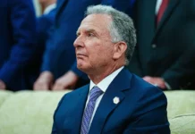 Владимир Путин готовится встретить спецпосланника Трампа в Москве — интрига растет vladimir putin gotovitsya vstretit speczposlannika trampa v moskve intriga rastet-pux-su-0