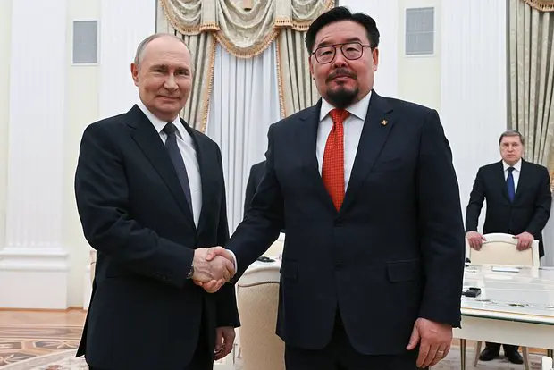 Владимир Путин и Гомбожавын Занданшатар