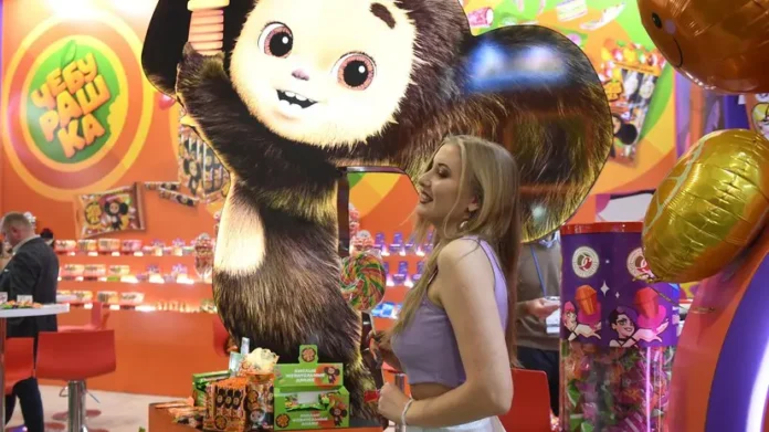 aleksandr lykov rasskazyvaet o zakulise komedii cheburashka 2 i sotrudnichestve s dmitriem dyachenko-pux-su-0