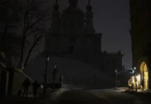 Алексей Кулеба и Виталий Кличко обсуждают массовый блэкаут в Киеве aleksej kuleba i vitalij klichko obsuzhdayut massovyj blekaut v kieve-pux-su-0