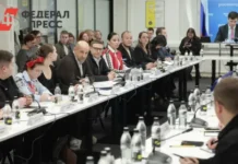 Артем Жога и Алексей Текслер запустили Совет молодежи УрФО в Челябинске artem zhoga i aleksej teksler zapustili sovet molodezhi urfo v chelyabinske-pux-su-0