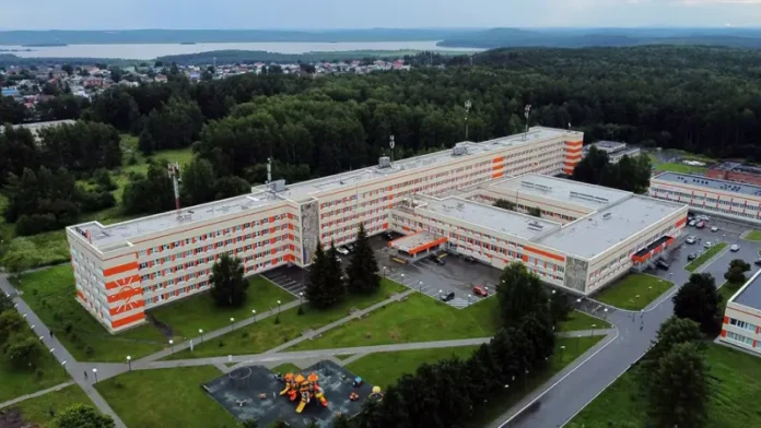 detskaya gorodskaya klinicheskaya bolnicza 9 ekaterinburga obnovlyaetsya blagodarya fondu deti rossii-pux-su-0