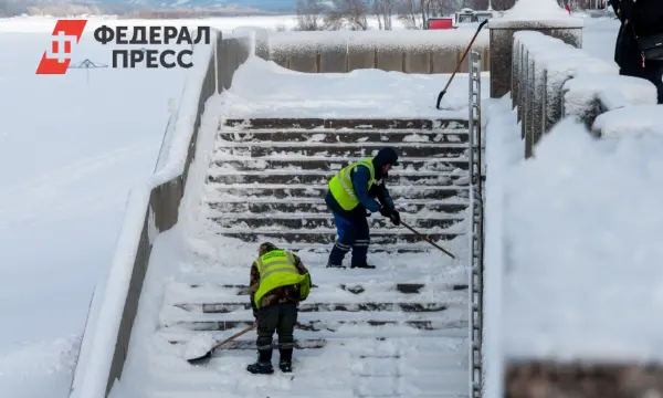 Дмитрий Артюхов усиливает контроль за уборкой снега в Салехарде и Ноябрьске-0