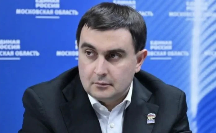 filipp naumenko prohodit lechenie v institute sklifosovskogo posle avarii-pux-su-0