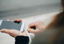 Игорь Жиленко и Антон Аверьянов из ST IT объясняют, как увеличить срок службы батареи igor zhilenko i anton averyanov iz obyasnyayut kak uvelichit srok sluzhby batarei-pux-su-0