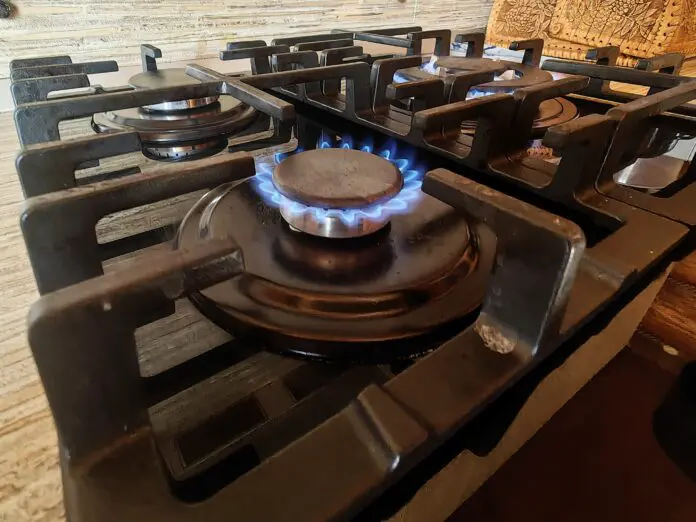 Интриги «Газпрома» и реализация нацпроекта инфраструктуры в Свердловской области при Денисе Паслере-0