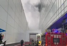 Пожар в бизнес-центре «Варшавская плаза» привлек внимание прокуратуры и спасателей pozhar v biznesczentre varshavskaya plaza privlek vnimanie prokuratury i spasatelej-pux-su-0